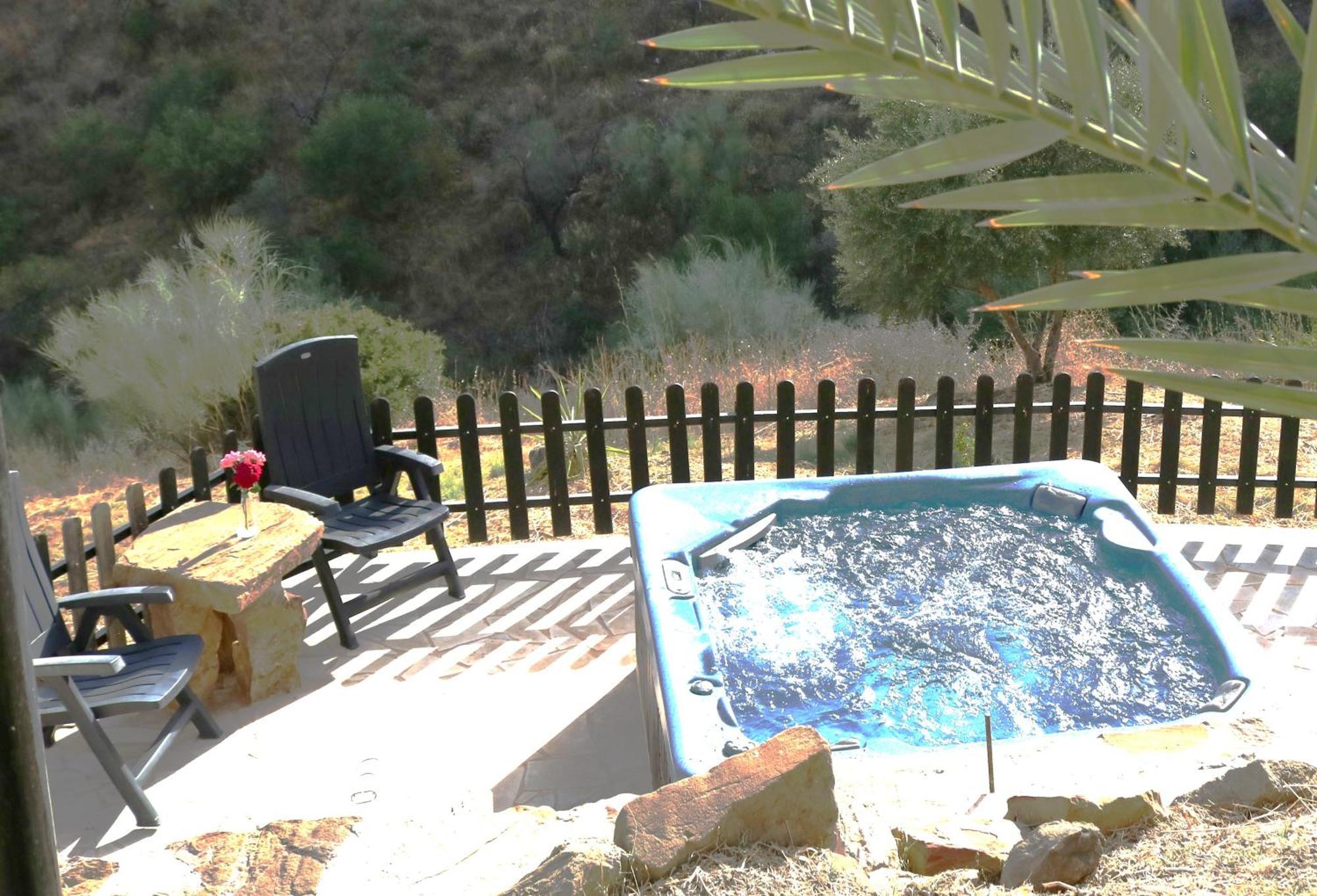 Private Detached Chalet With Own Jacuzzi Mi Dushi 톨록스 외부 사진