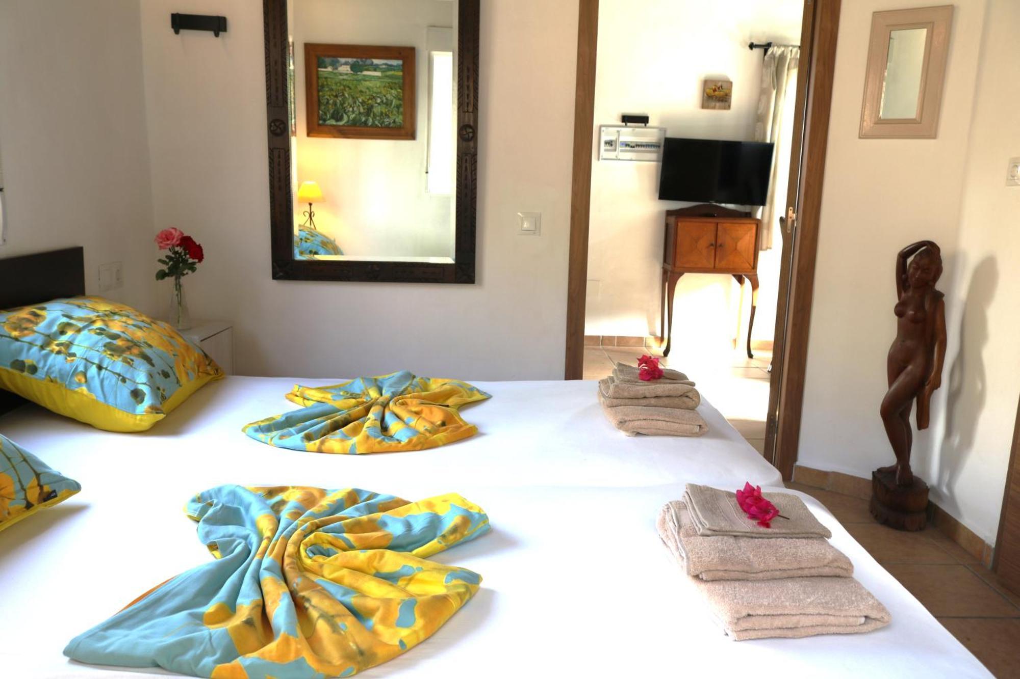 Private Detached Chalet With Own Jacuzzi Mi Dushi 톨록스 외부 사진