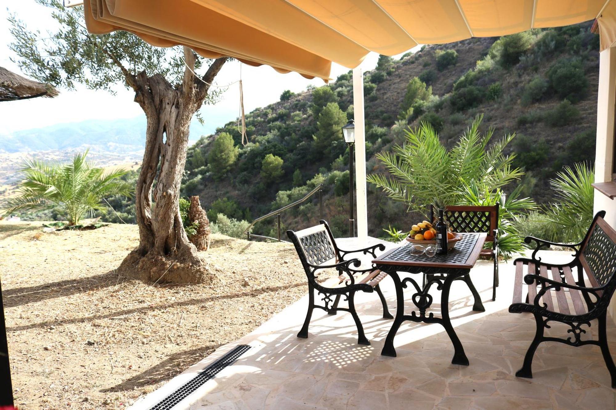 Private Detached Chalet With Own Jacuzzi Mi Dushi 톨록스 외부 사진